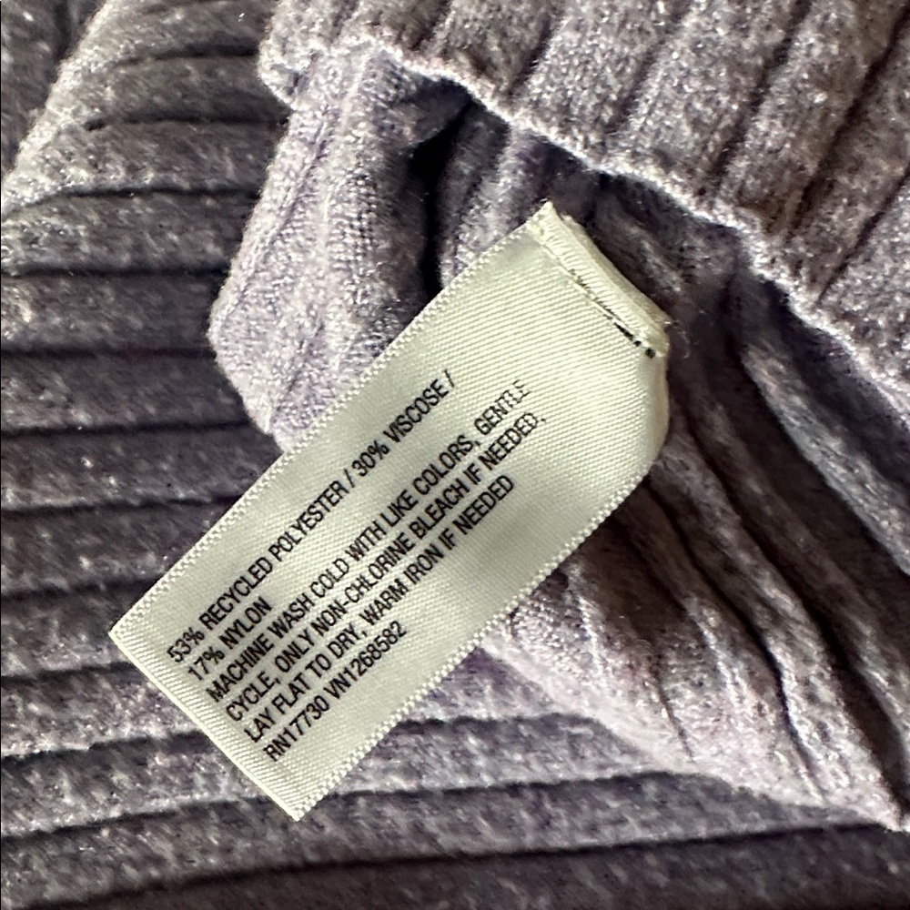 a new day Women's V-Neck Sweater in Light Purple - Picture 4 of 4